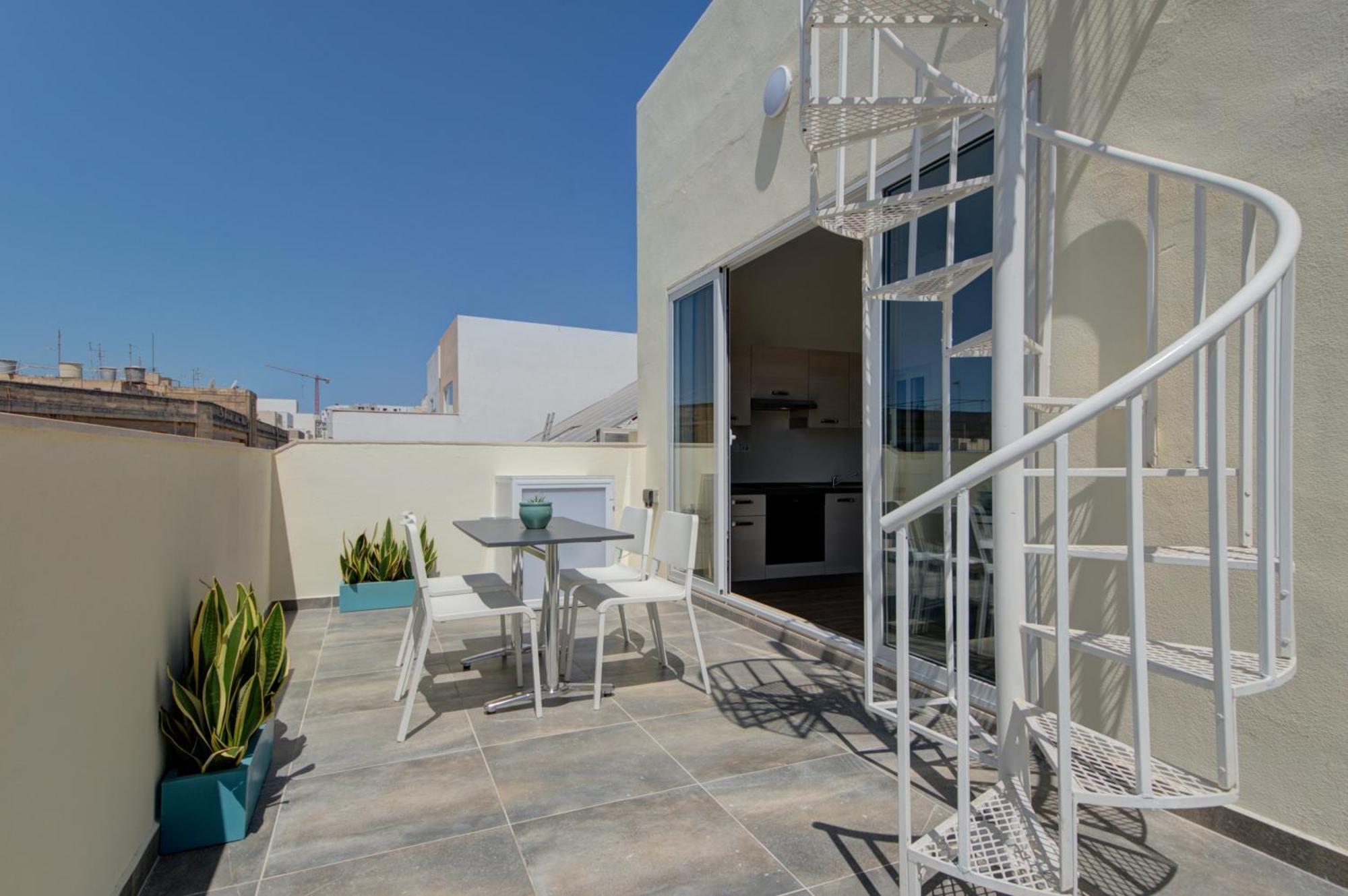 Marina Suites & Apartments - Self Catering - By Tritoni Hotels Gzira Exterior foto